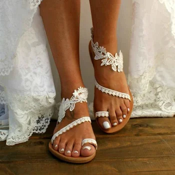 2023 Белые Кружевные сандалии, женские шлепанцы, сандалии на плоской подошве, женская пляжная обувь в богемном стиле, женская летняя мода Больших Размеров