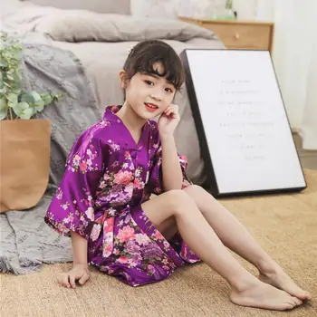 Фиолетовые летние Высококачественные атласные детские халаты-кимоно для подружек невесты, халат с цветочным узором для девочек, Шелковый детский халат с цветочным узором