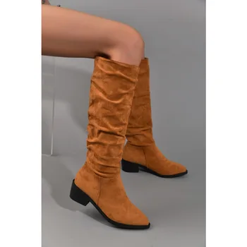 Новые Женские длинные сапоги в ковбойском стиле в западном стиле на низком каблуке, женские сапоги до колена с острым носком, Зимняя Высококачественная Замшевая обувь