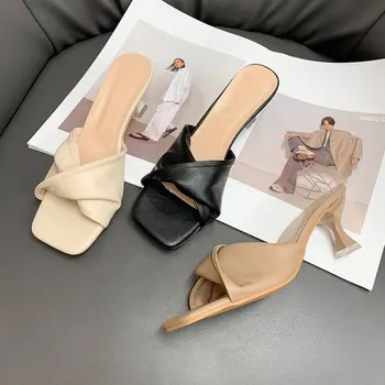 Летние Модные простые женские тапочки 2023 года, Однотонные удобные повседневные тапочки на высоком каблуке, модные тапочки в повседневном стиле
