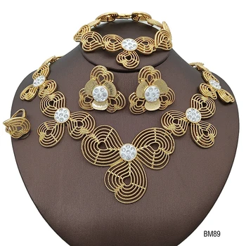 Ювелирный набор из африканского сплава в Дубае для женщин, 18-каратное позолоченное ожерелье, серьги, Браслет, кольцо, женские вечерние ювелирные аксессуары